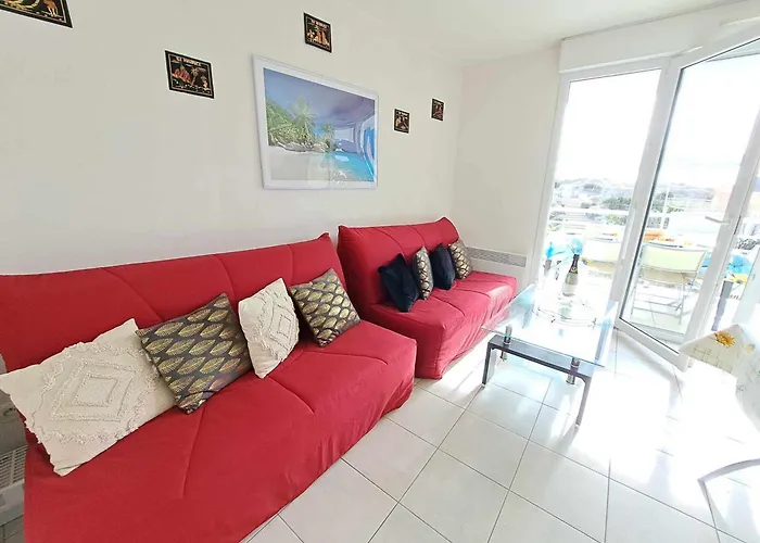 2 Pièces Avec Terrasse, Parking Et Accès Direct à La à - Fr-1-326-816 Marseillan (Herault)